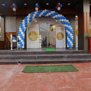 Bliss Zirakpur